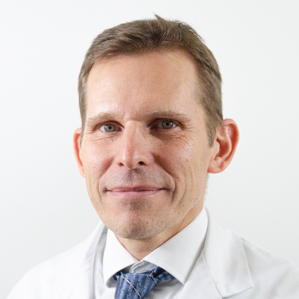 prof. dr hab. Tomasz Bednarczuk